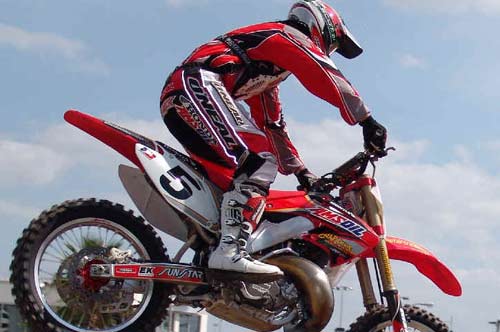 Kevin Windham On His 4-Stroke Honda Bike